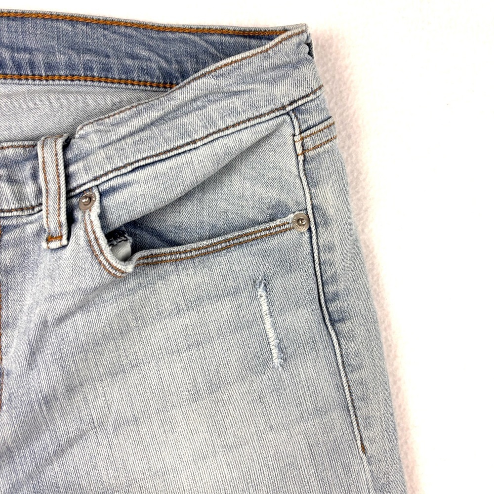 Hudson Harkin Light Wash Lowrise Ripped Cuffed Hem Skinny Ankle Jeans (27) - Picture 7 of 16